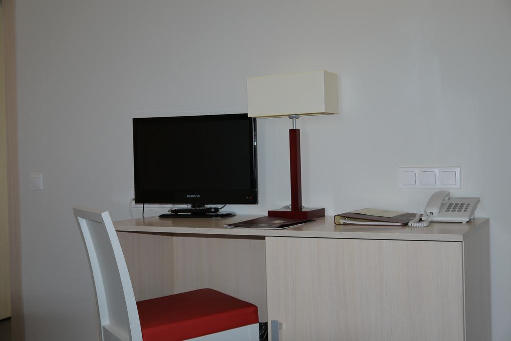 Optima Pochayiv Hotel Pochaiv Eksteriør billede